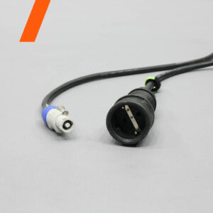 Adapter powerCON (m) - Schuko (f), <2m